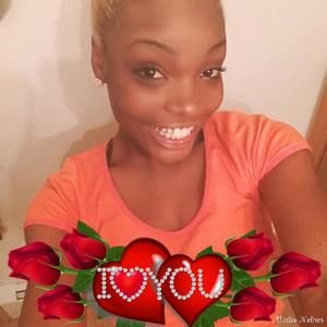 Meet your Posher, Latisha